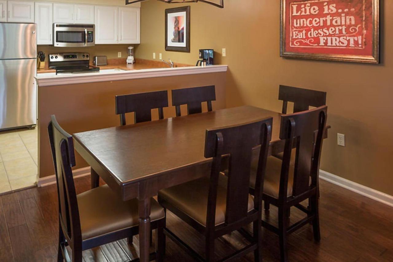 Smell The Chocolate From Park In Great 2bd Vacation Holiday home